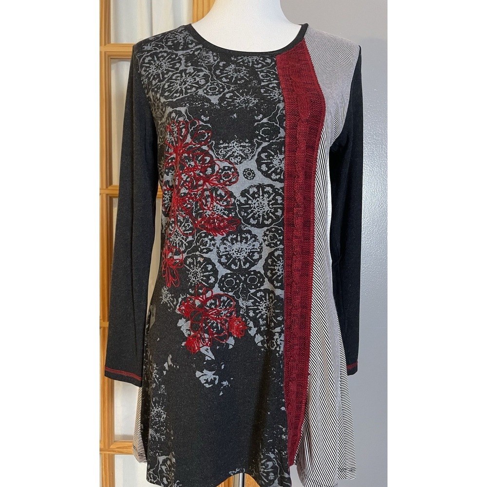 90s Cherishh Floral Striped Tunic Top Sz S Gray Red Crochet Trim City Boho Chic
